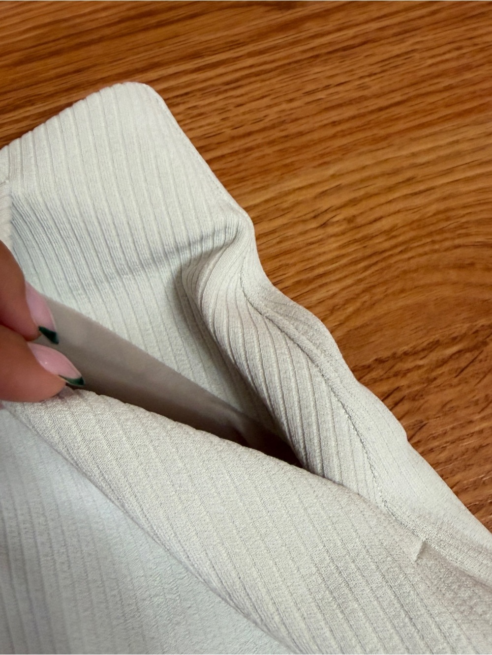 Lululemon Ribbed Softstreme High Rise Short 2” In Bone Size 6 - Picture 4 of 8